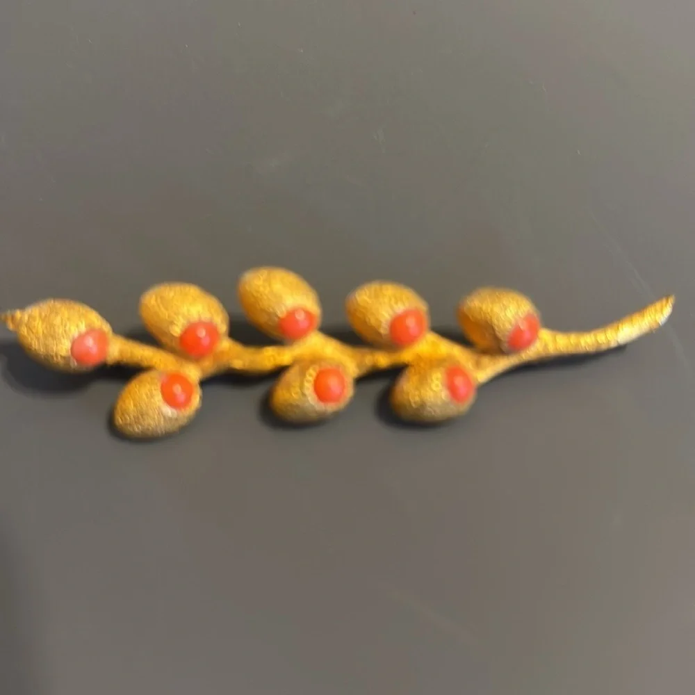 Gorgeous gold tone nugget branch brooch with coral colored beads